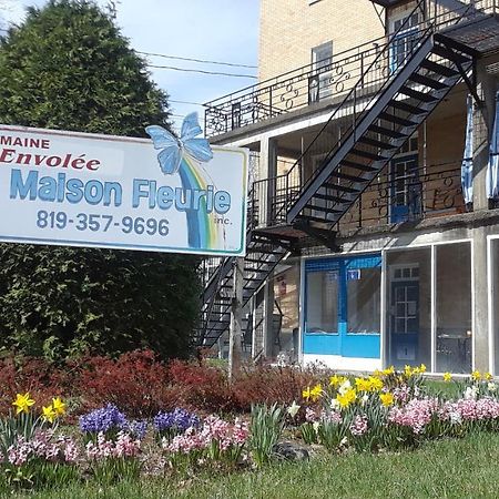 MHotel Domaine l'Envolée- Maison Fleurie Victoriaville Exterior foto